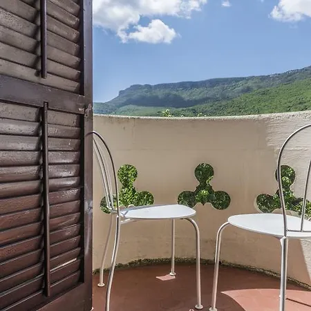 Hotel Monumento Can Garay Les Planes d'Hostoles Room photo